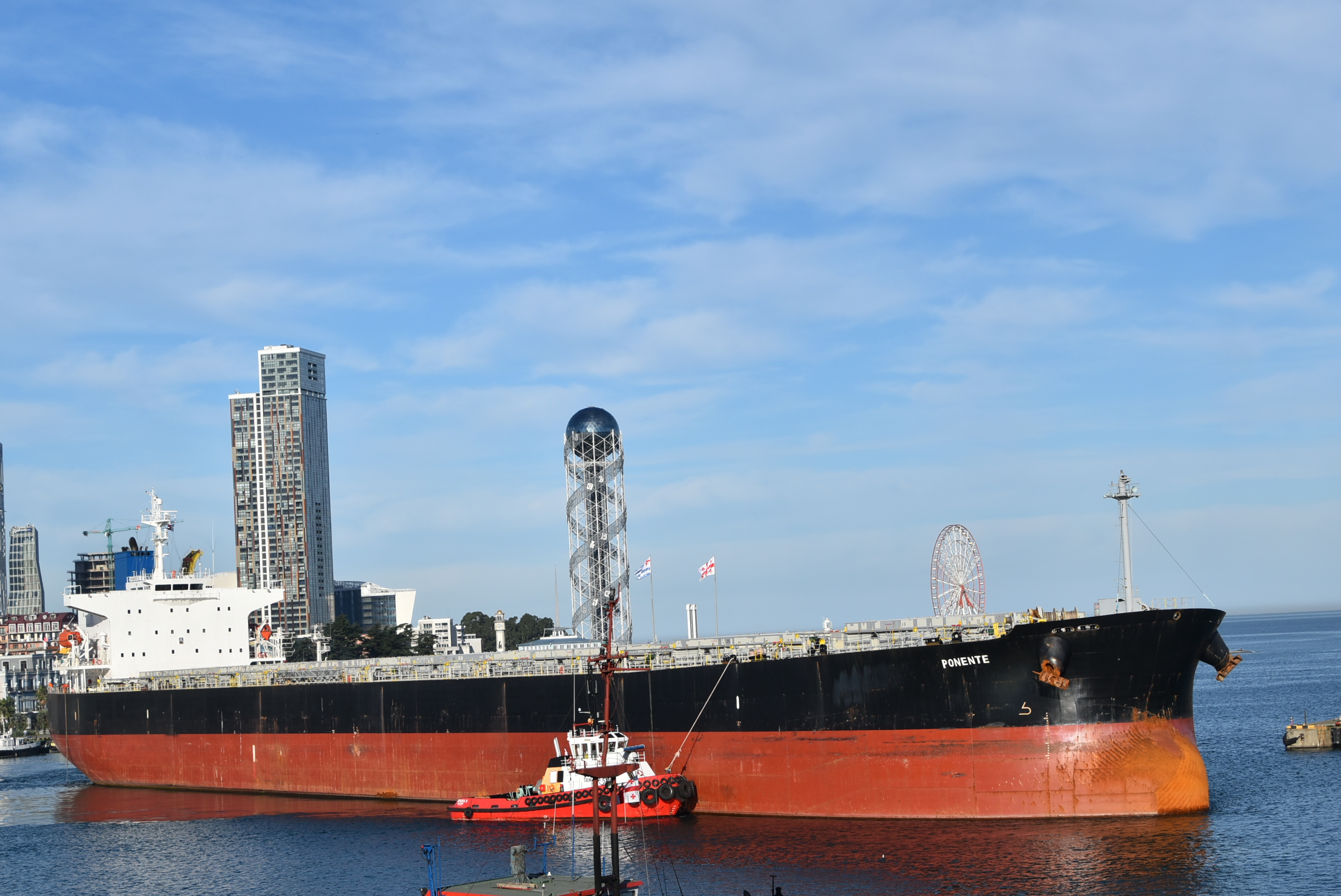 "PONENTE" has arrived: Batumi Sea Port has received a record size ship